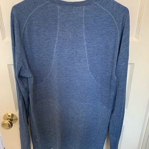Long sleeve metal vent shirt